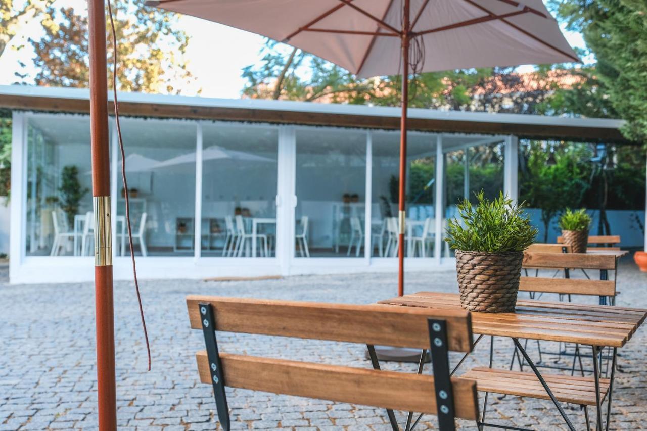 4U Lisbon VI Guesthouse Airport Ngoại thất bức ảnh